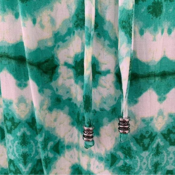 Women’s 1X AGB WOMAN Green Tie Dye Print Pull On Maxi Skirt Side Slits Rayon EXC - Picture 3 of 12